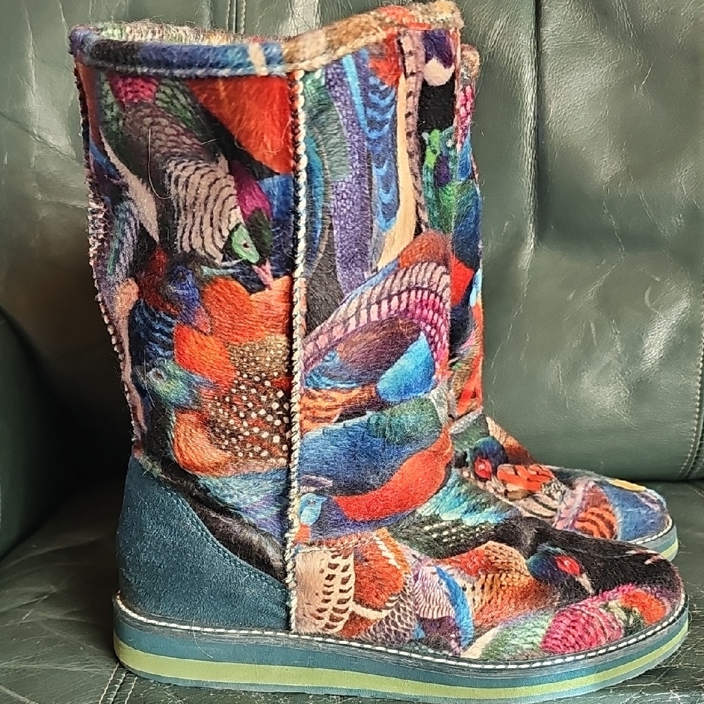 Colorful Abstract Pattern Boots - Picture 3 of 7